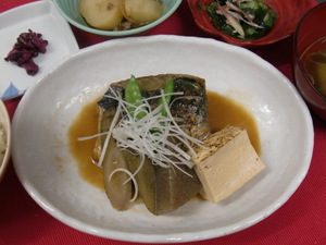 鯖と野菜の味噌煮.JPG