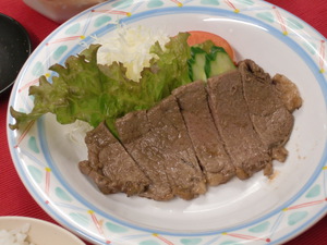 ９月３０日牛肉の生姜焼き.JPG