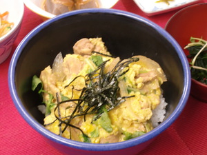 1月25日親子丼.JPG