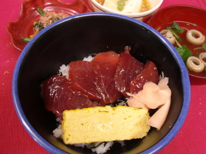 4月2日鮪の漬け丼.JPG