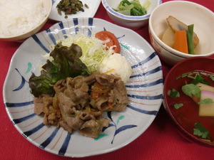 5月3日昼豚肉の大蒜焼き.JPG