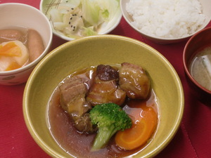 6月25日豚肉のはちみつ煮.JPG