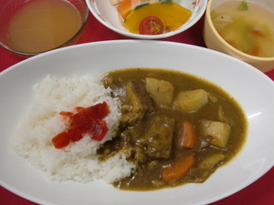 7月26日カレーライス.JPG