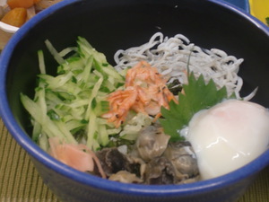 9月7日伊豆特産丼.JPG