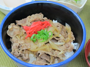 10月1月牛丼.JPG