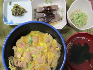 4月18日親子丼.JPG