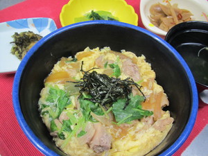 8月28日親子丼.JPG