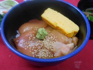 11月27日鮪漬け丼.JPG