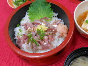 1月16日あじ丼.JPG