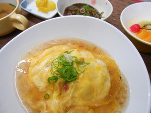 11月21日かに玉あんかけ丼.JPG