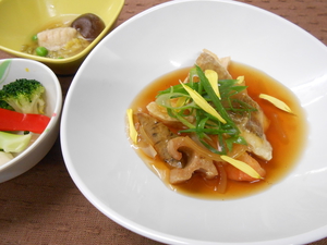 11月29日白身魚と根菜の唐揚げ黒酢あん.JPG