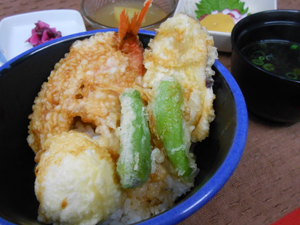 2月28日金目鯛と半熟卵の天丼.JPG