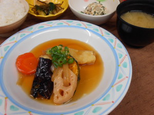 6月7日カレイと野菜の唐揚げ.JPG