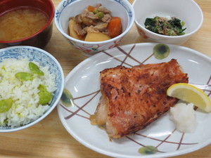 5月11日昼食.JPG