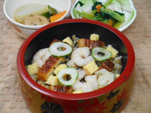 8月12日　鰻と海老のバラちらし寿司.JPG