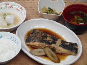 10月2日　子持ちカレイと牛蒡の煮付け.JPG