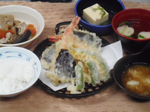 10月20日　海老と秋刀魚の天ぷら盛り合わせ.JPG