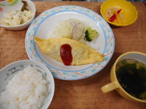 11.28 たっぷり野菜と挽肉の入ったオムレツ.JPGのサムネイル画像