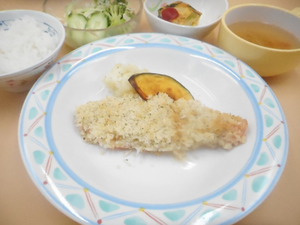 2月5日　サーモンの香草パン粉焼き.JPG