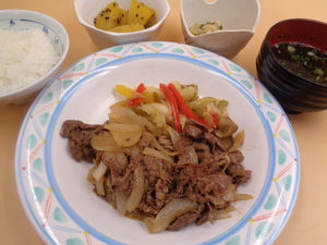 8月8日　彩野菜と牛焼肉.JPG