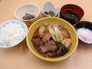 12月24日　牛すき焼き温玉添え.JPG