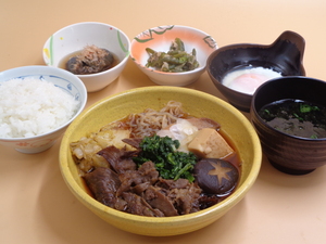 12月6日　牛すき焼きの温泉卵添え.JPG