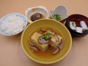 2月10日　白菜と鶏ひき肉の重ね蒸し.JPG