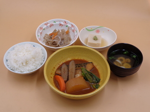4月11日　鯖と野菜の味噌煮.JPG
