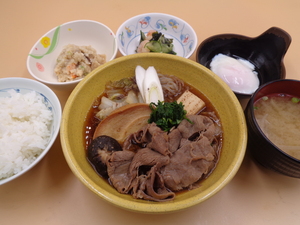 牛すき焼きの温泉卵添え.JPG