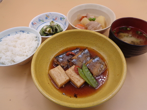 8月14日　秋刀魚の梅煮.JPG