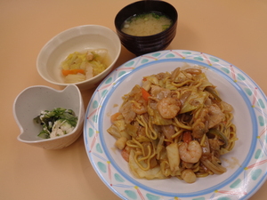 2月4日海鮮中華焼きそば.JPG