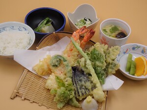 3月30日　大海老と山菜天ぷら.jpg