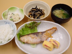 6月4日　ハマチの柚香味噌焼き.jpg