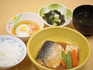 6月8日　鯖と焼き豆腐の味噌煮.JPG