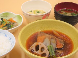 7月10日　ハマチのおろし煮.jpg