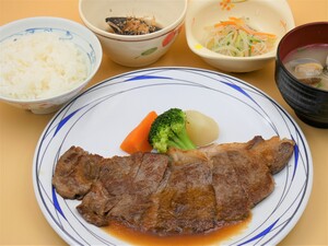4月5日　国産牛サーロインステーキ.JPG