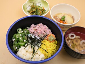 6月7日　ねばとろ丼.jpg