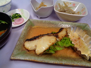 黒ムツの西京焼きと筍の土佐煮.JPG