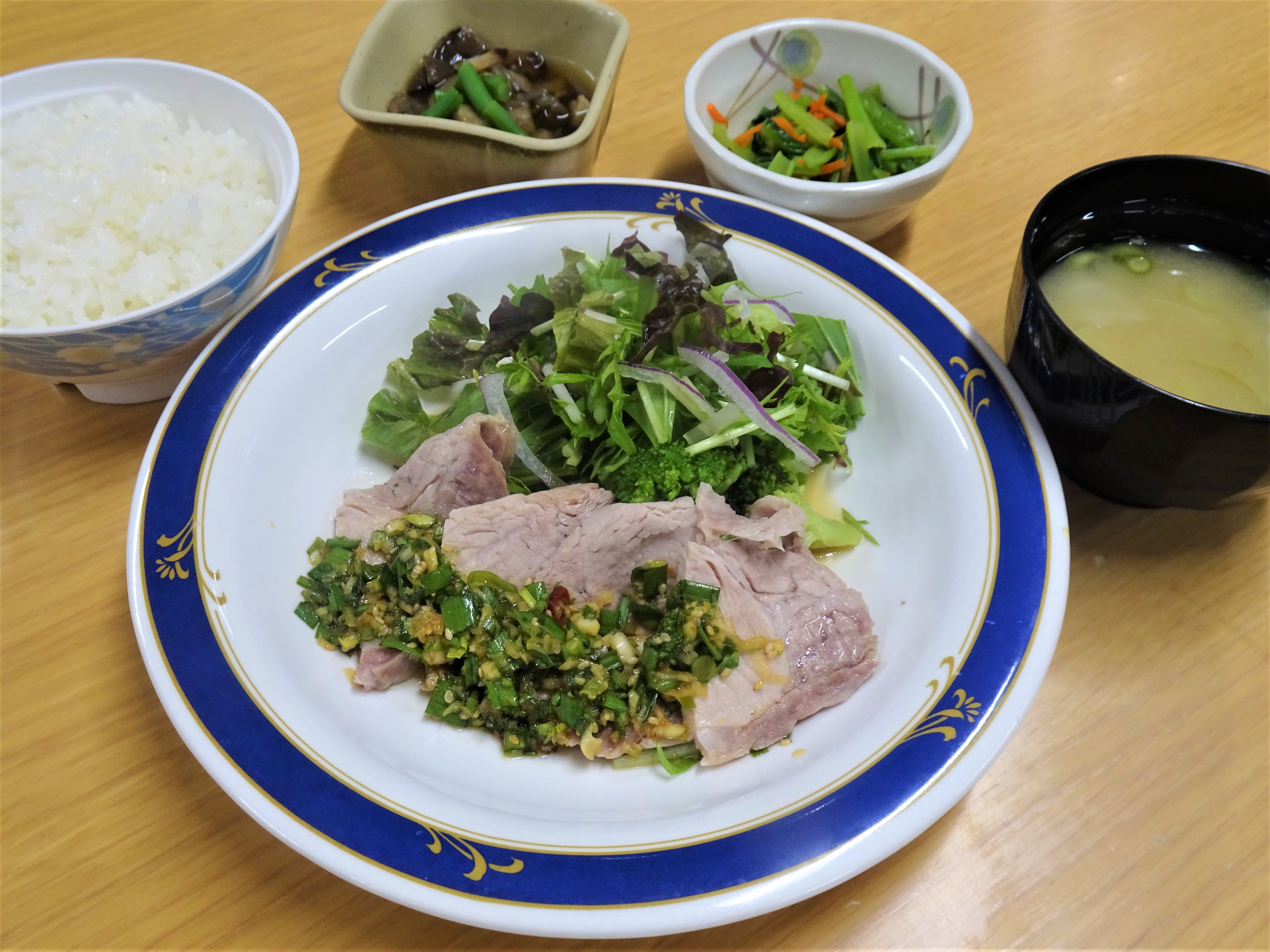 https://www.yuyunosato.or.jp/mt-5.2/yugameal/%EF%BC%91.jpg
